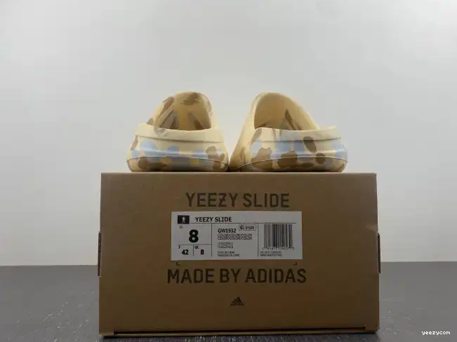 GW1932 Slide Adidas Yeezy 0518